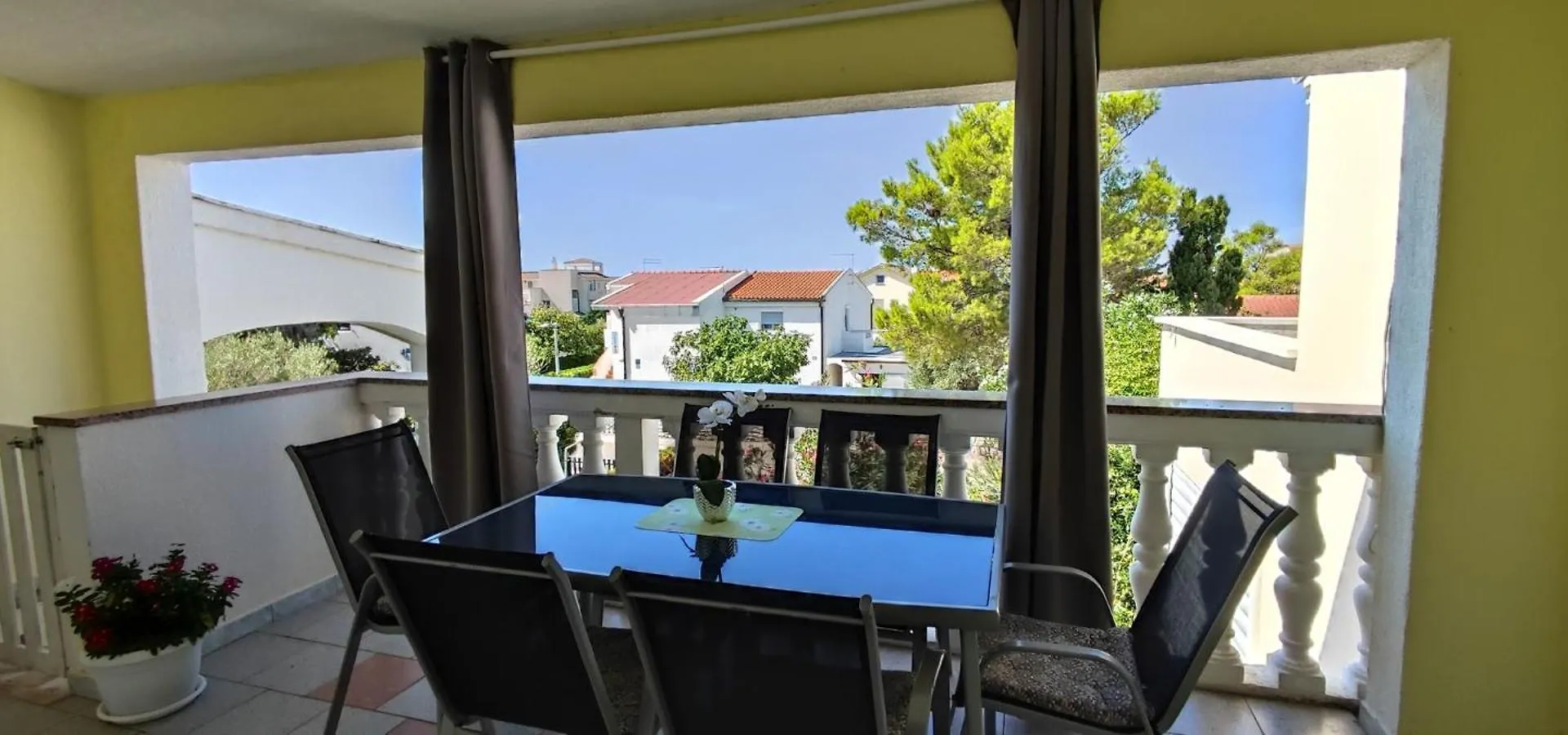 Apartments Bresina بوفليانا
