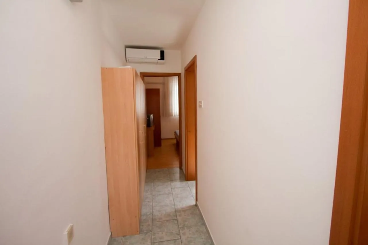 Apartments Bresina بوفليانا